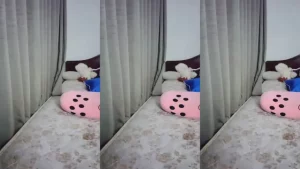 Dinda Omek Jembut Sange Gak Tahan Pake Batang Di Toilet