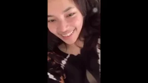 Mahasiswi Alifah Viral VCS