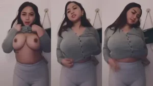 Selebgram Tobrut Yg Viral Goyang Bugil Colmek Mendesah