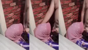 Jilat Memek Tante Jilbab Pink