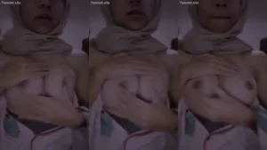 Abg Jilbab Remas Susu Mulus Mendesah