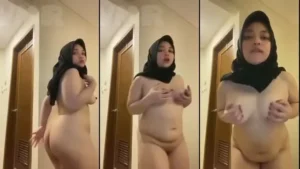 Cewek Hijab Seksi Sangean
