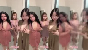 Miss Breewales Dea Imyujia Mandi Bareng Bugil